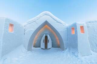 Отель Arctic SnowHotel & Glass Igloos Синетта Семейный номер SnowHotel-3