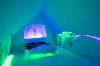 Отель Arctic SnowHotel & Glass Igloos Синетта Люкс SnowHotel Suite-3