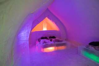 Отель Arctic SnowHotel & Glass Igloos Синетта Люкс SnowHotel Suite-4